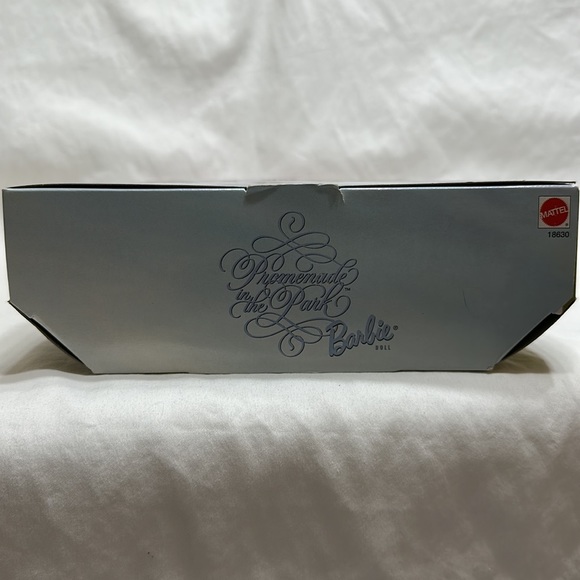 Barbie - Picture 5 of 6